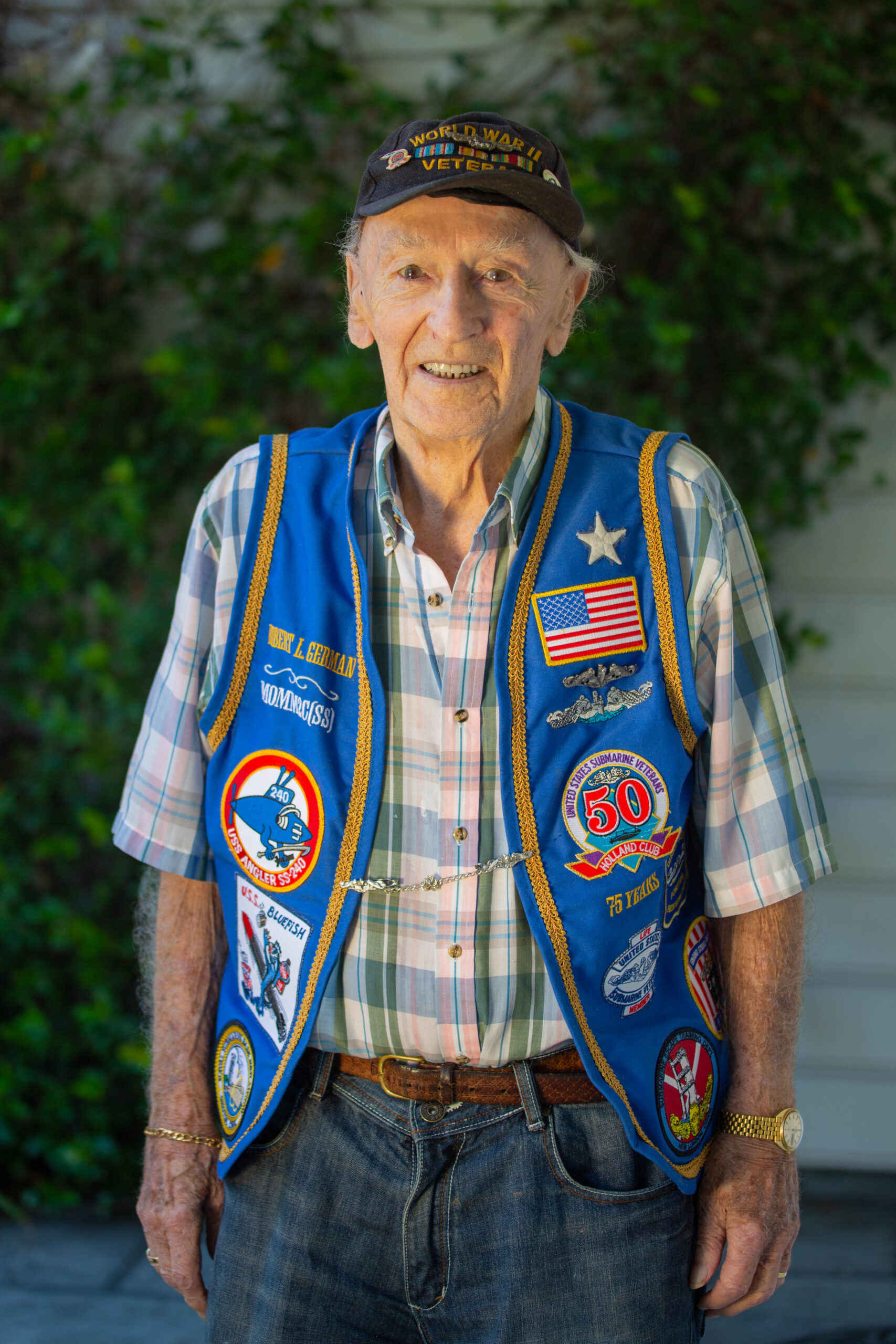 MYV - Robert _Bob_ German WWII United States Submarine Veteran Holland Club USS Angler SS-240-6018